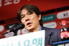 ‘96’s 컴백‘ 카타르 아쉬움 잊어라! 김민재-황인범-황희찬, ’삼바 군단‘ 브라질 딱 기다려!…홍명보의 고민, 스리백 & 중원 실험도... 