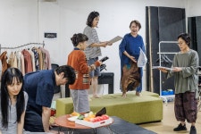 상처는 유산이 아니다, 연극 ‘피어 날다’