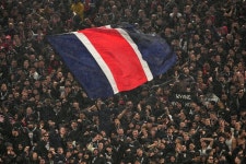 ‘디펜딩 챔피언’ PSG, 리버풀 꺾고 UCL 4강 진출…이강인은 결장