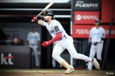 한국 무대 연착륙한 힐리어드…KT, 로하스 이을 30홈런-100타점 외인 배출 보인다