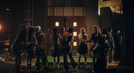 ‘JYP 신인’ 아워벌스데이, 데뷔 D-1…‘스퀴지’ MV 티저 공개