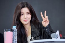 ‘수능, 출제의 비밀’ 이선빈·유재명, 부산국제영화제서 웃음꽃…수험생 응원까지