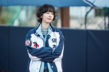 서은수 체육교사 됐다… 김우빈과 충돌 (기프트)