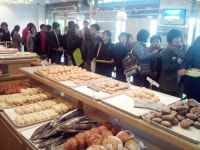 단팥빵이 하루에 1만개씩 팔리는 빵집이 있다?