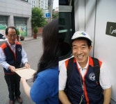 퀵서비스도 지하철로, 떠오르는 지하철택배 달인지하철퀵