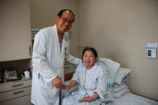 웰튼병원, 걷지 못했던 몽골 모녀에 나눔의료로 새 삶 선물 화제!