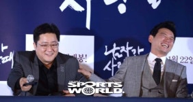 [SW포토]곽도원,시사회에서 사랑고백을