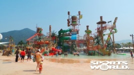 [SW포토] 김해 롯데워터파크 가보니…자이언트 아쿠아 플렉스 위용 당당