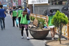 청개구리투자클럽-새널지역아동센터, 쓰레기줍기 봉사활동 나서