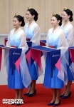 [SW포토] 미녀도우미, 대체 얼마나 예쁘길래?