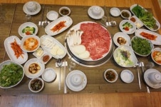 동두천 신천한우마을, 한우 도매가로 제공