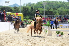 5월 가정의 달 맞아 국내 최대 어린이 승마축제 연다