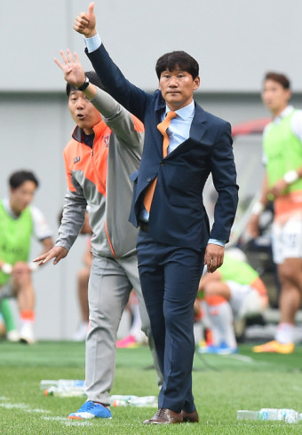 조성환 제주 감독 “자존심 세워준 선수들 칭찬하고파”