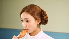 이진아 배불러 뮤비에 안테나 식구 총출동… 훈훈하구나~
