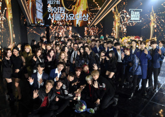 방탄소년단, 서울가요대상 왕좌 ‘4관왕 영광’