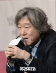 [SW포토]'밥 잘 사주는 예쁜 누나' 안판석 감독