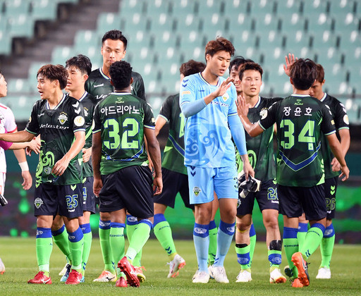 전북 현대, 22경기 연속 무패 질주... 대구FC 3-0 완파 현지함력 발휘