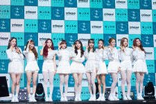 [스타★톡톡] 소녀와 숙녀 사이… ‘라 라 러브’로 컴백한 우주소녀