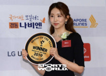 [SW포토] 가수 케이시, 올해의브랜드대상 수상