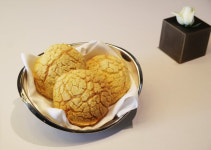 호텔 빵집 ‘서자’ 곰보빵, 명품으로 거듭나다