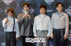 [SW포토] 포즈 취하는 그룹 하이브로,