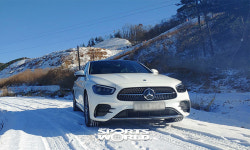 [시승기] 벤츠 E 350 4MATIC AMG 라인, 극강의 편안함으로 비대면 시대를 관통하다