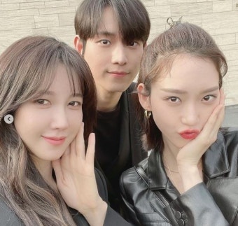 ‘심수련 패밀리’ 이지아·김영대·한지현, 미모 똑 닮았네 [스타샷]