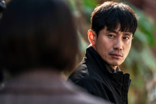 신하균, 영화 ‘앵커’ 정신과 의사로 변신