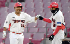 ‘시즌 5호포’ 황대인 “중심타자답게 스윙하겠다”