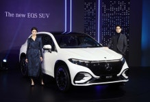 ‘수입車 7년 연속 1위’ 벤츠코리아, EQS에 하반기 EQE까지 ‘전동화 집중’