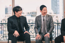 신동엽X성시경이 말하는 19금… ‘성+인물:일본편’ 관람 포인트 공개