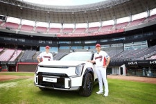 [내야외야] KIA 자동차 ‘EV9’, KIA타이거즈 시구차로 선보인다