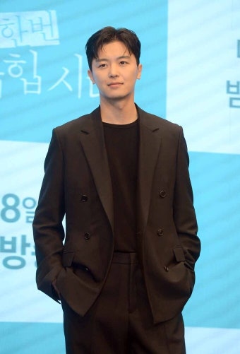 [SW포토]강력팀 에이스 연우진
