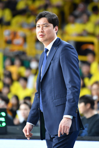 17년 만에 챔프전으로 간다...송영진 감독, 부임 첫 시즌 우승 도전