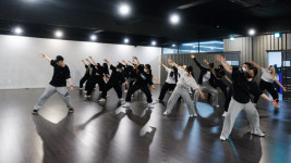 [인터뷰] ‘95만 구독자’ 에일리언 댄스팀 유안 대표 “韓·日 연습생들 뽑아 1년간 레슨…콘텐츠로 공개”