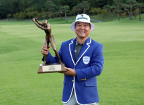 ‘탱크’ 최경주의 쉼없는 도전… KPGA 최고령 우승 또 갈아치울까