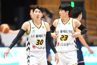 이적생 향한 LG 사령탑의 기대 ”올해 성적? 두경민·전성현 둘에 달렸다”