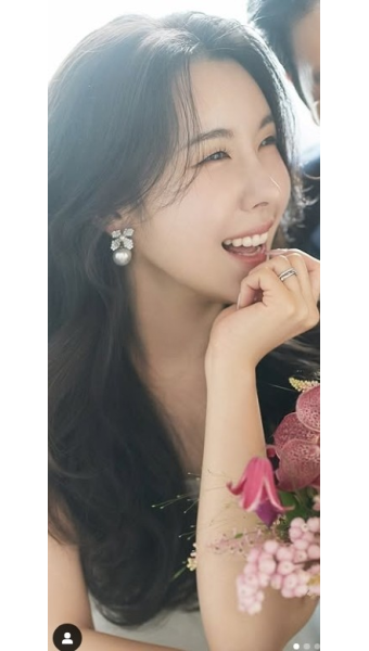 걸스데이 민아, 친언니 결혼 소식 전했다 “내 꿈이자 자랑”