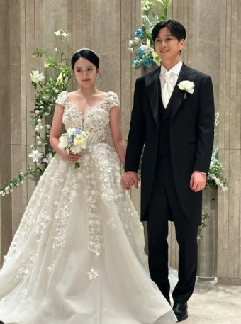 ‘17년 연애→결혼’ 강은비, “알콩달콩 잘 살게요“ 감사 인사 [스타샷]