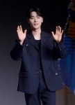 [SW포토]배우 이민재,두 손으로 인사드려요