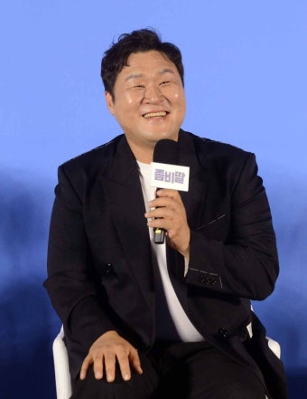 윤경호, 좀비딸 흥행에 기대 - 항블리 인기, 연기력으로 재확인