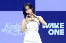 케플러 영은, 건강 문제로 8월 컴백 활동 불참