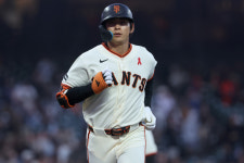 이정후, 휴스턴전 시즌 9호 홈런…MLB 개인 최다 신기록·3할 타율 복귀
