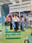 [유통팀 박기자의 영수증] 화제의 ‘민음사 팝업’… 귀여움 샀더니 ‘허영’도 충족
