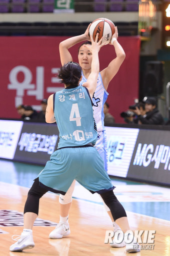 [포토] 김보미 '패스 받아라'