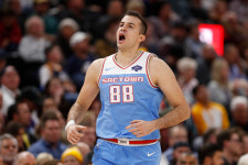 [이동환의 NBA노트] 작전판: 비엘리차의 버저비터 3점슛에 숨은 비밀