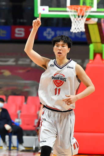 이우석의 결승 슈팅으로 현대모비스, 한국가스공사 8연승 끊어