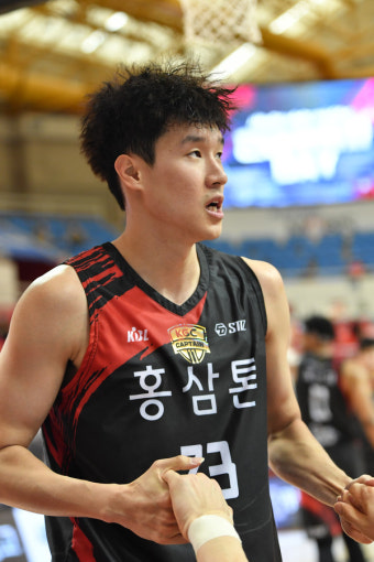 '스크린 타는 남자' 전성현, 새 시즌도 3점 라인 지배할까