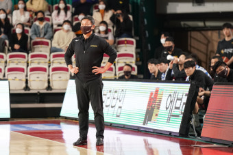 '연장 접전 끝 패배' 조성원 감독 