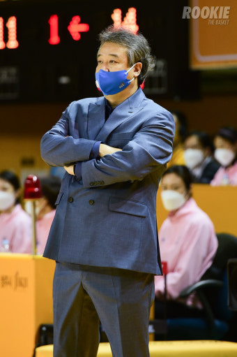삼성생명 임근배 감독 